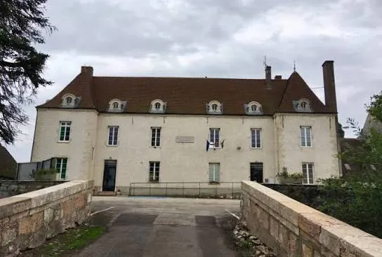 Sassenay (71530)